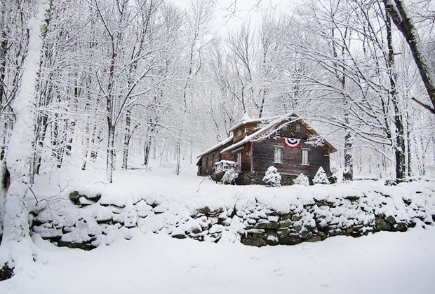 Stay in The Carriage Hosue at the Stone Wall Acres Bed and Breakfast in the Catskills