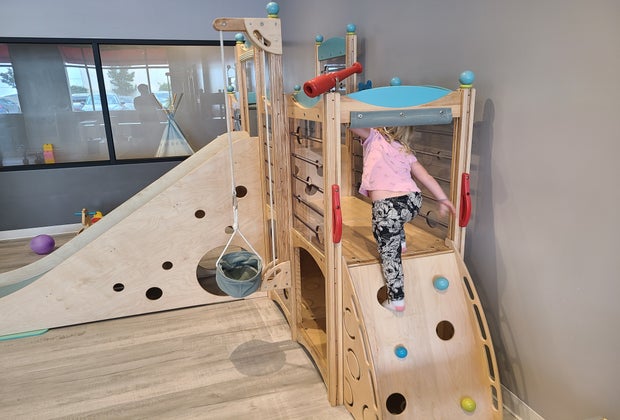 My Little Paris climbing structure