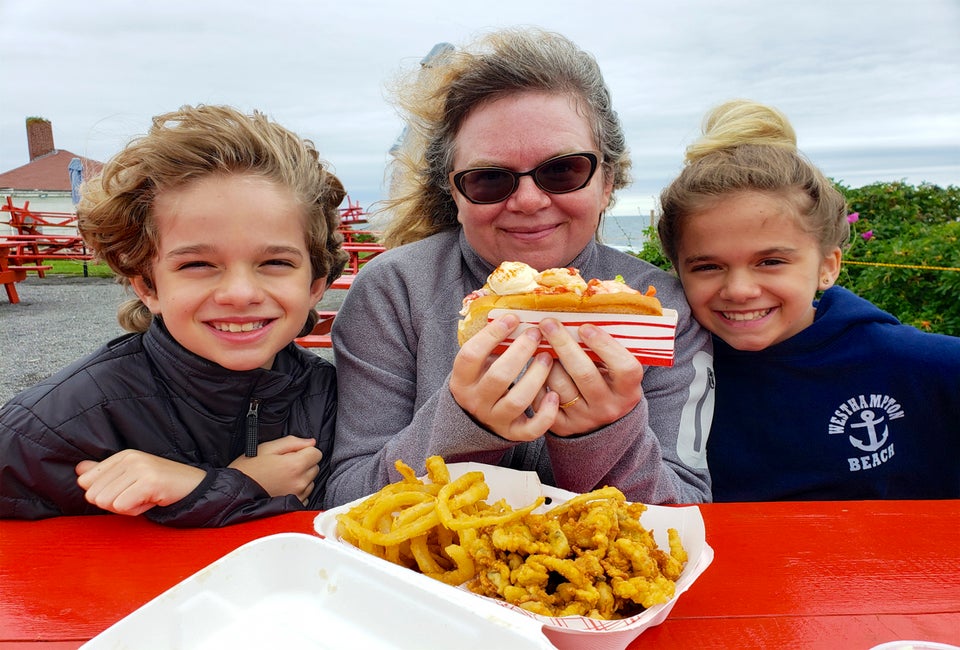 The best lobster shacks in New England await your family. Photo by Joe Shlabotnik, via flickr (CC BY-NC-ND 2.0)