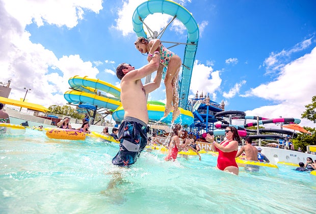 Winter Vacation Ideas: Schlitterbahn Water Park Resort in San Antonio, Texas