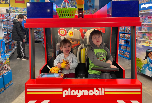 American Dream Mall with Kids: Toys ‘R’ Us