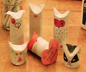 These cute little animals are made from upcycled toilet paper or paper towel rolls.