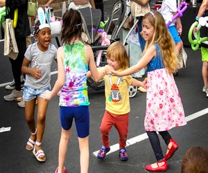 Enjoy the season at Spring to Life Family Festival at Oakland Cemetery. Photo courtesy of the event  