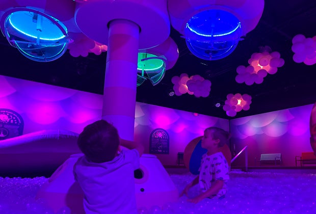 Bubble World: feel light as a bubble in this fun experience. 