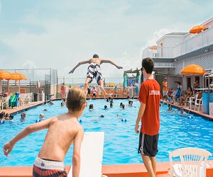 Sunny Atlantic Beach Club on Long Island offers plenty of family-friendly fun. Photo courtesy of Sunny Atlantic Beach Club