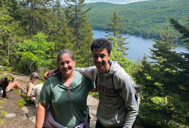 Bluebird Sunapee hiking trails and lake view