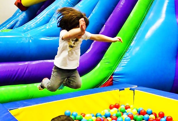 Indoor playgrounds in Queens: Bounce 'N Play