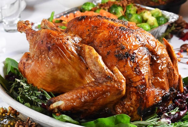 Carmine's NYC Thanksgiving restaurant takeout dinner