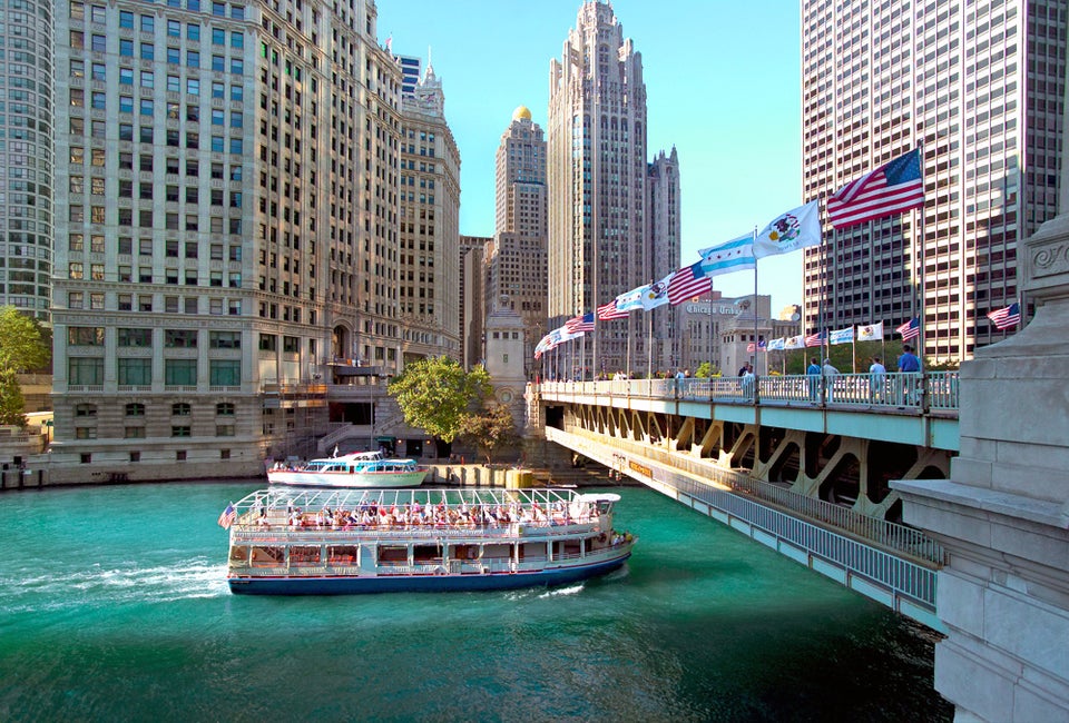 Take a boat cruise this summer. Photo by Jason Lindsey, courtesy of Enjoy Illinois.