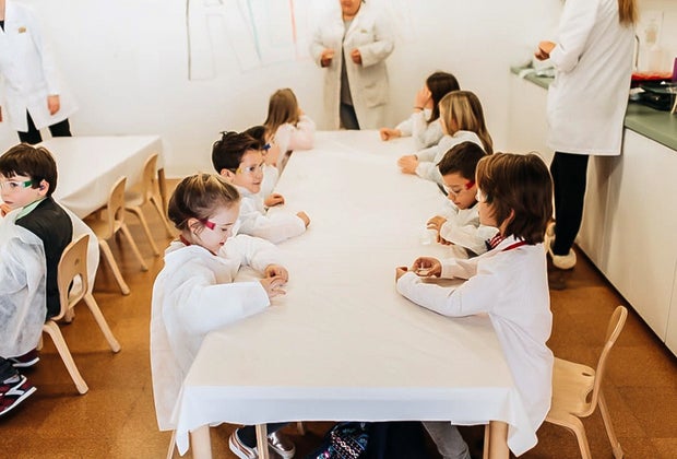 Only in Chicago: Unique Birthday Party Ideas for Kids Kids Science Labs