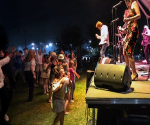 Fill the summer days and nights with fun at these free summer music festivals in Connecticut! Photo by Ally Noel for Mommy Poppins
