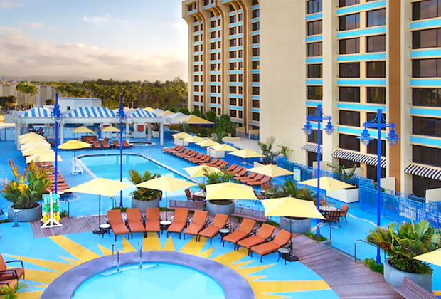 Disney's Paradise Pier Hotel pool