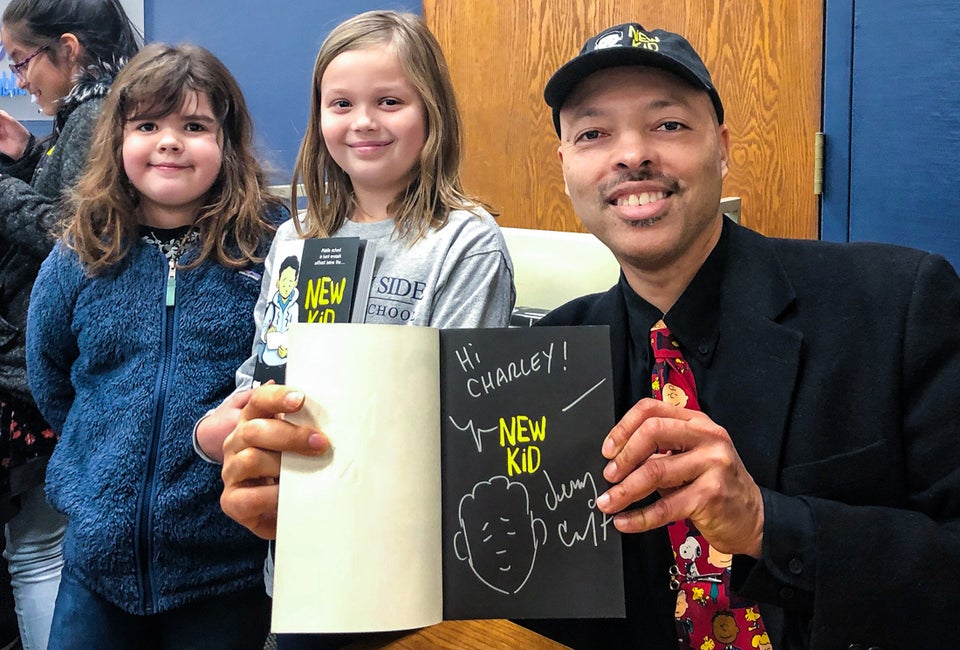 New Kid book signing with author Jerry Craft. Photo by Ally Noel for Mommy Poppins