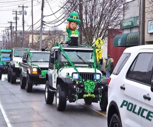 Celebrate St. Patrick’s Day at the 8 th Annual parade in Farmingdale. Photos by Bill Moseley, BBA Photography Corp.