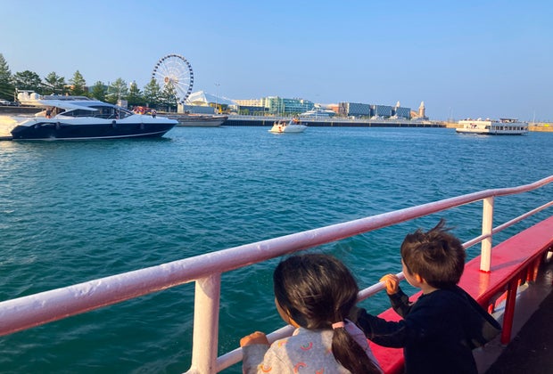 Things to do in Chicago with little kids: Fireboat
