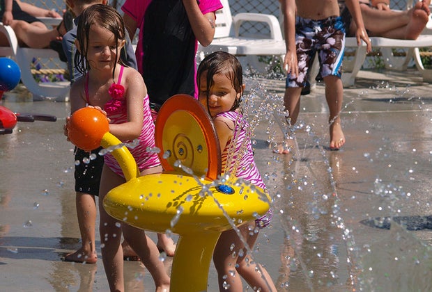 Toddlers at Quassy water park splash pad