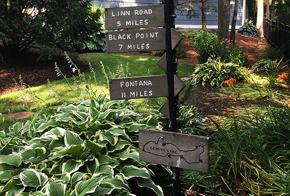 xploring the Shore Path of Lake Geneva: Plenty of paths to choose from