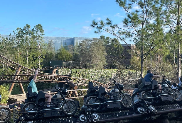 Hagrid's Motorbike Adventure Visiting Wizarding World of Harry Potter in Orlando: Tips For a Magical Experience Status message