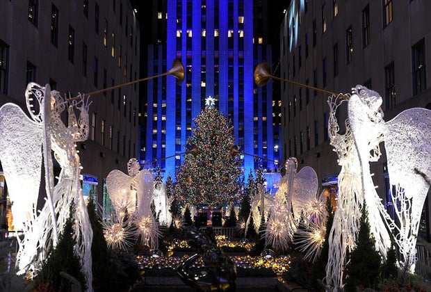 Holiday Activities in NYC: Rockefeller Center Tree