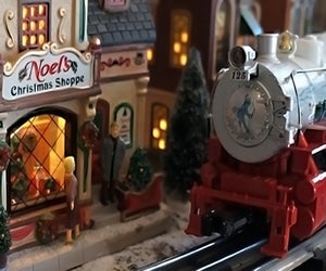 The popular Holidays on the Hill Train Show returns to Lasdon Park Arboretum this weekend. Photo courtesy of Lasdon Hill