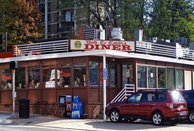 Cheap Places to Eat in DC: Bob & Edith's Diner