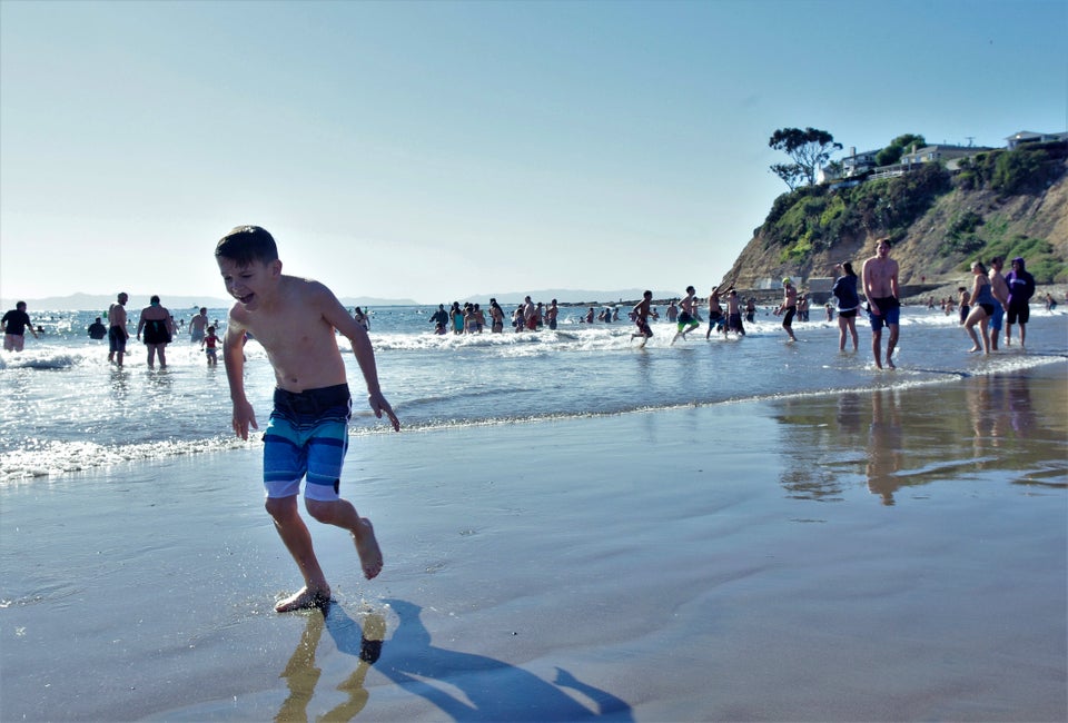 Can you handle the cold temps of the Polar Bear Plunge? Find out at the Beach House in Santa Monica. Photo by Joey Ranotti via Flickr