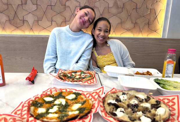 Restaurants near Rockefeller Center: Bagizza