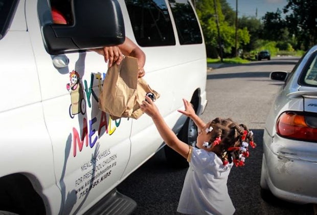 Kids Meals, Inc. has volunteering opportunities in Houston for kids as young as age 8. 