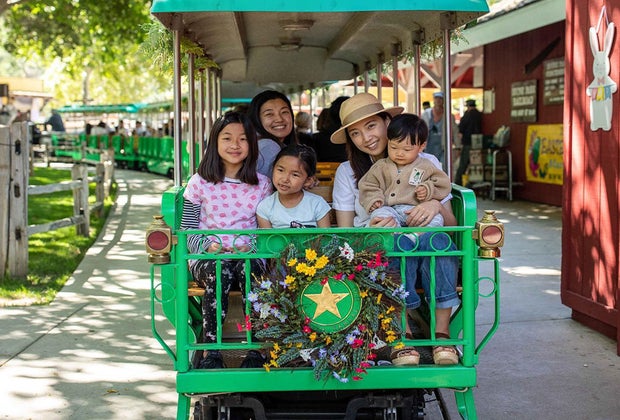 Trains for Kids in Los Angeles: Irvine Park Railroad