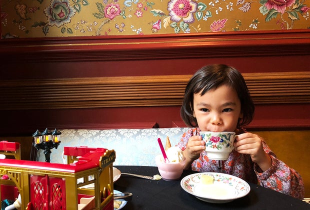 Things to do in NYC with visiting grandparents: Lady Mendl's Tea Salon