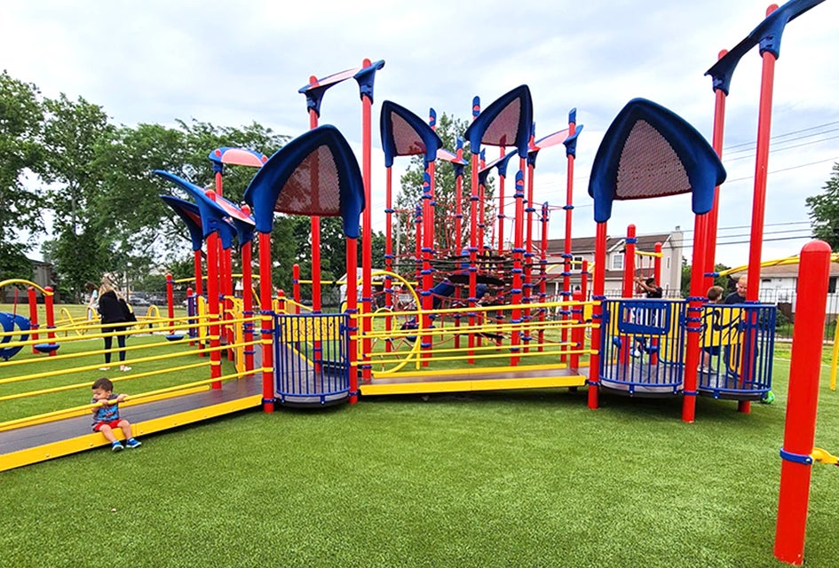 Enjoy the newly installed playground at Newbridge Road Park. Photo by Danielle Tienauchariya
