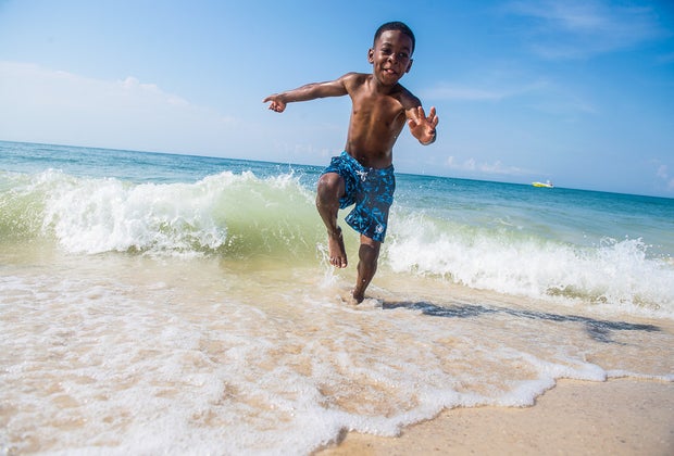 Things To Do in Gulf Shores and Orange Beach, Alabama: Gulf State Park Beach