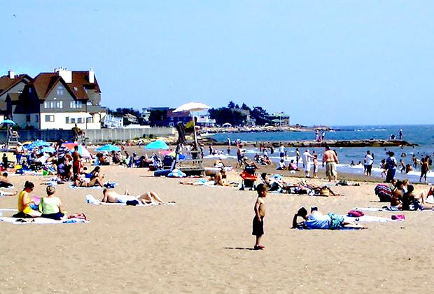Image of beach at Lighthouse Point - Things To Do in New Haven