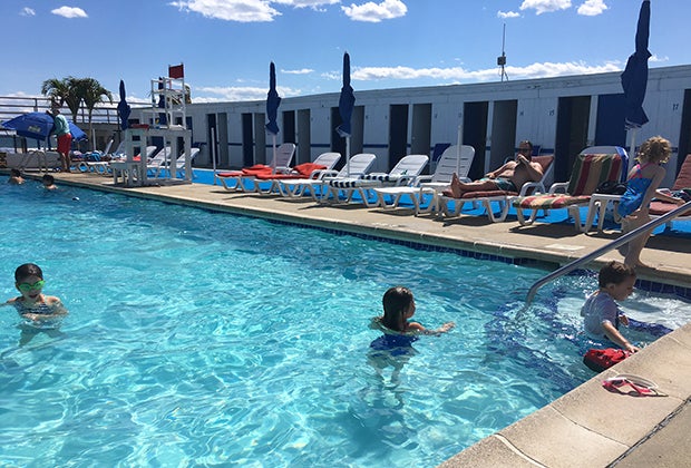 Beach clubs on Long Island: New York Beach Club