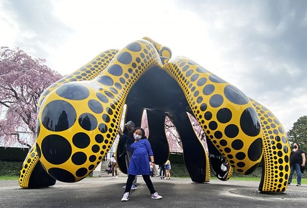KUSAMA's takeover of the New York Botanical Garden was one of our favorite kid-friendly openings in 2021.
