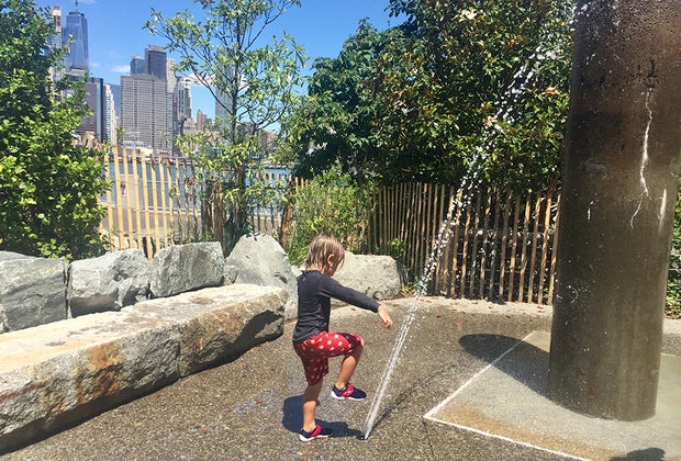 Navigate NYC with Kids: Sprayground at Pier 2 Uplands at Brooklyn Bride Park