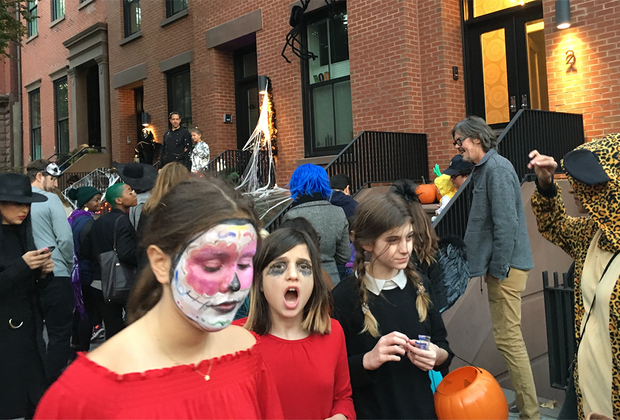 Things To Do with Kids in Carroll Gardens, Cobble Hill, and Boerum Hill: Cobble Hill Halloween Parade