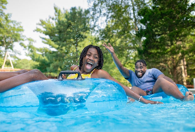 kids on a lazy river at splish splash water park: The hamptons with kids