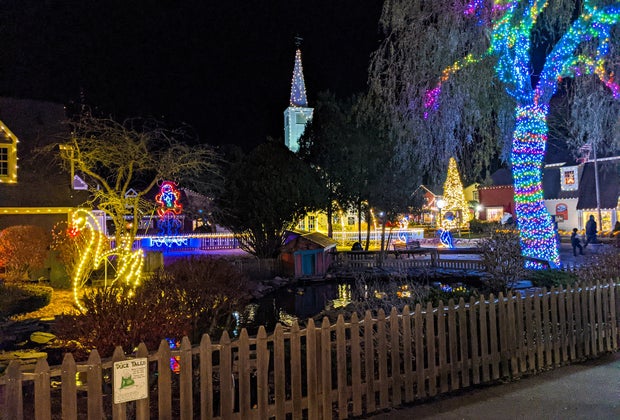 Inexpensive Winter Weekend Getaways from NYC: Olde Mistick Village