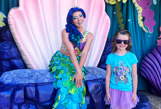 SeaWorld Orlando's Halloween Spooktacular: Mermaid Meet