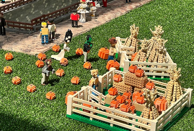 Miniland joins the Halloween Party!