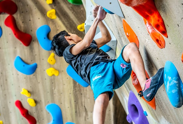 Extreme Sports and More Thrilling Activities for Kids in Los Angeles: rock climbing at Balderdash