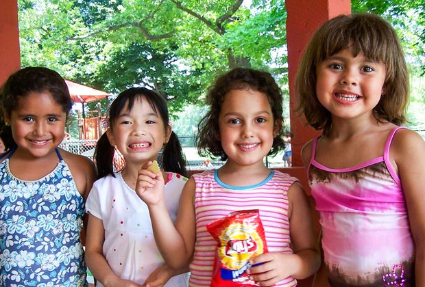 Photo of kids at birthday party at Larz Anderson Park
