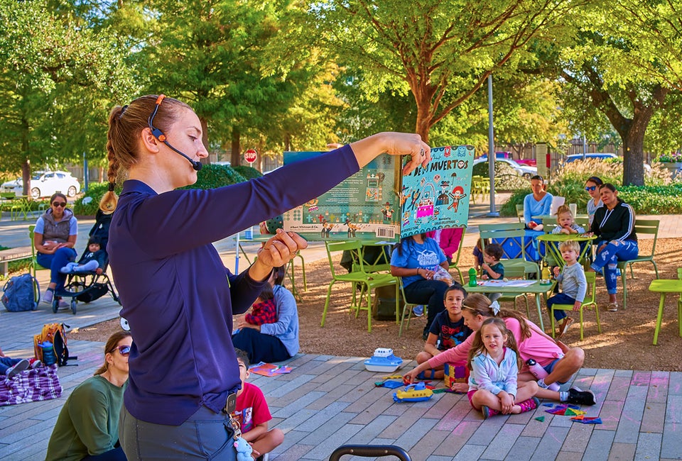Family Storytime & Craft photo courtesy of Levy Park