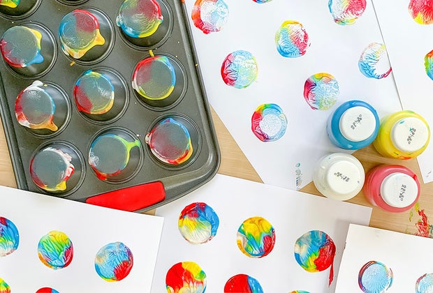 Rainbow Muffin-Pan Prints