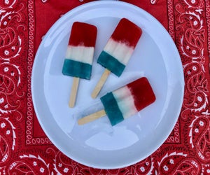 This patriotic pop is bursting with watermelon, coconut, and raspberry flavors. Photo by Mommy Poppins