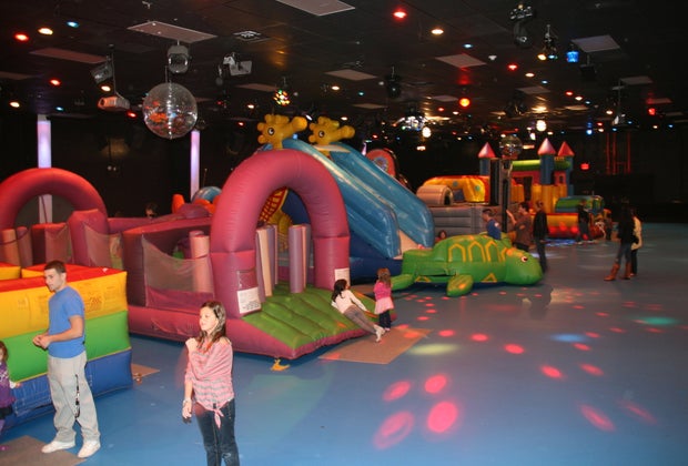 Best things to do on Staten Island with Kids: RollerJam USA