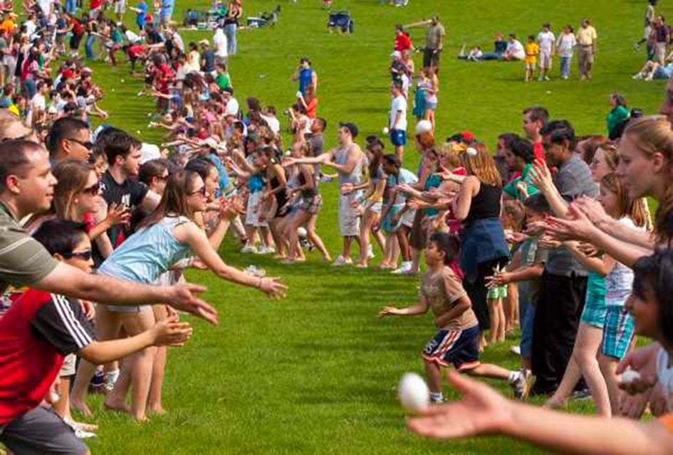 Egg toss! Photo courtesy the event organizers