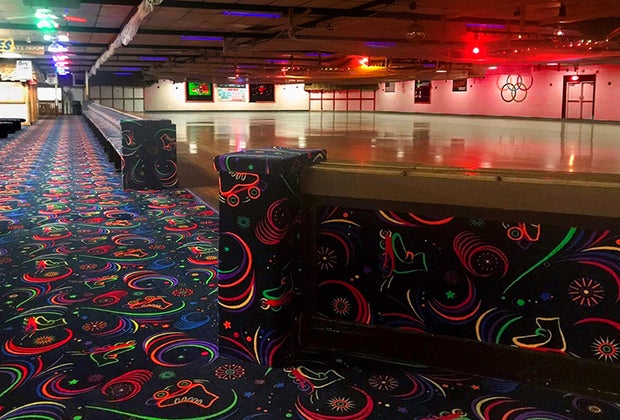 Tinley Park Roller Skating Rink is one of the best roller skating rinks chicago