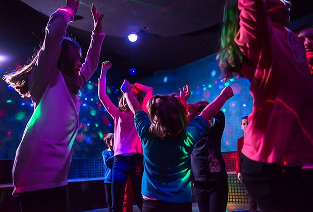 Dance party birthday photo for kids